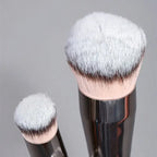Foundation Concealer Brush, Premium Contour Blusher Brushes, Flawless Under Eye Dense Face Makeup Brush For Blending